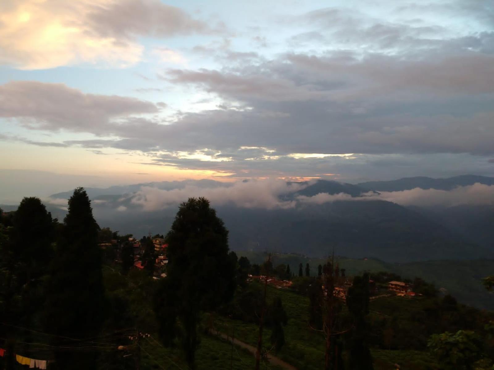 Swabhumi Homestay Kurseong エクステリア 写真